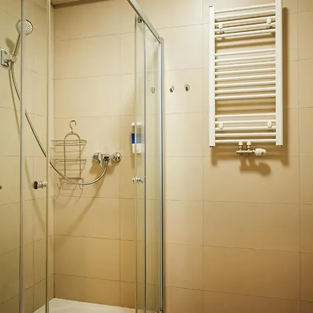 شقة Rezidencia Radnica -ubytovanie- Old Town