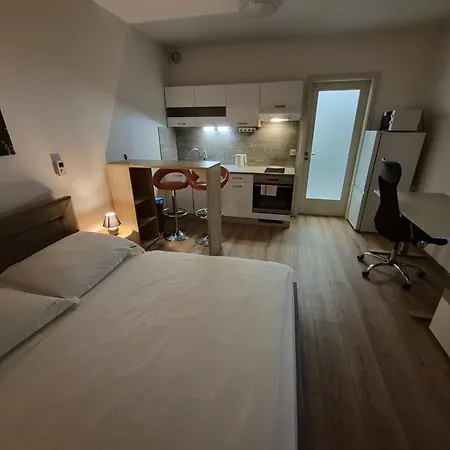 Rezidencia Radnica -ubytovanie- Old Town Daire